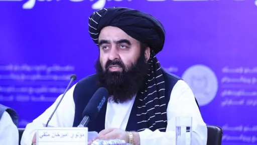 د افغانستان د بهرنیو چارو وزیر د امریکا او ایران ترمنځ د هوکړې هرکلی وکړ