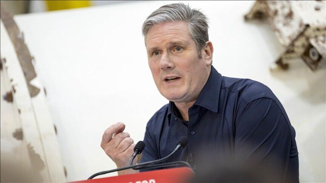 Starmer i cilëson të pamatura të shtënat paralajmëruese të anijes luftarake ruse në Kanalin Anglez