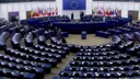 EU lawmakers back stricter deportation rules in migration overhaul