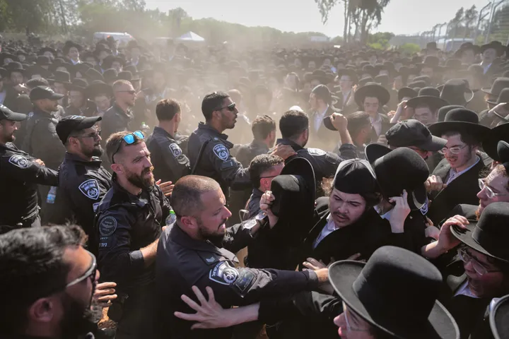 Ultraorthodoxe Israelis demonstrieren erneut gegen Wehrpflicht