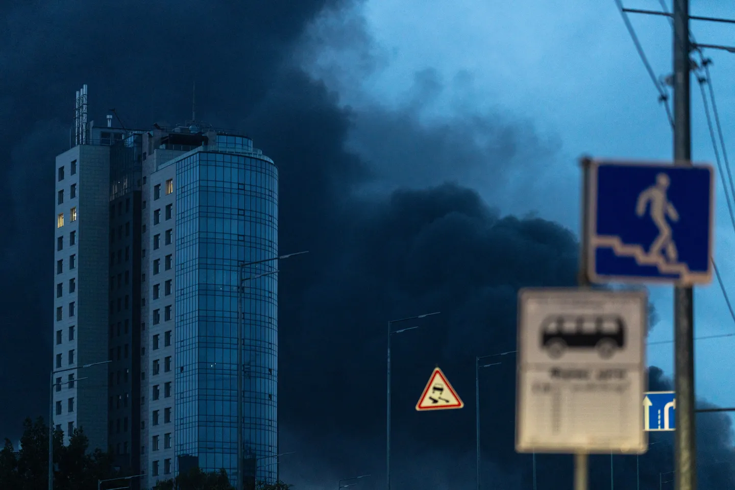 هجمات متبادلة بين موسكو وكييف بالصواريخ والمسيرات وسط تعثر مساعي إنهاء الحرب