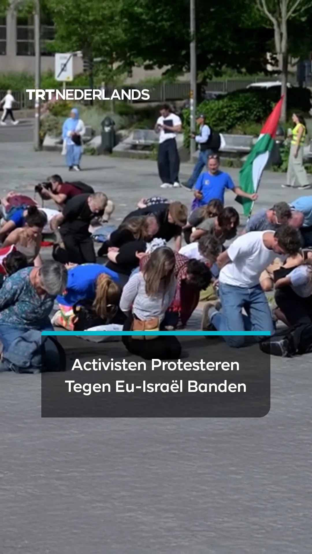 Global Sumud Flotilla-activisten protesteren in Brussel tegen EU-Israël-banden