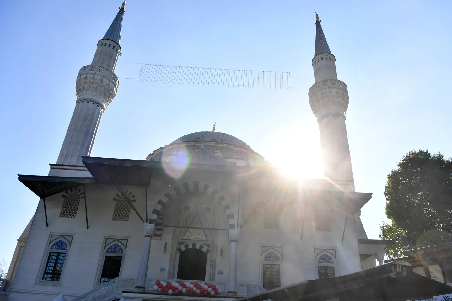 Zwei Verdächtige nach Moschee-Schändung in Memmingen ermittelt