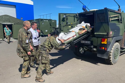 Bundeswehr übt in Estland Versorgung von Verwundeten