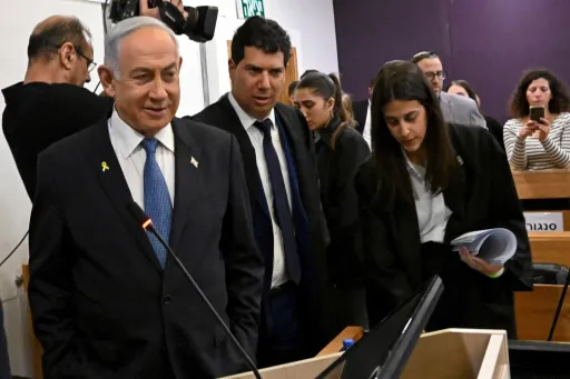 דיווח: נתניהו ביטל ברגע האחרון את הגעתו לעדות מנדלבליט במשפטו