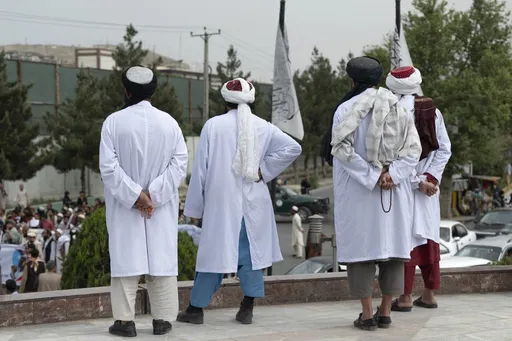 د طالبانو محتسبینو شاوخوا ۲۰ تنه مرستندویه کارکوونکي د "لنډو ږیرو" له امله نیولي دي
