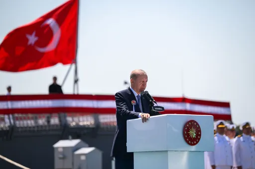 Türkiye eyes new chapter in ties with Iraq during Erdogan’s call with Iraqi premier