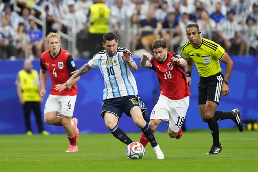 Entthronter Klose gratuliert Messi: „Der Beste aller Zeiten“