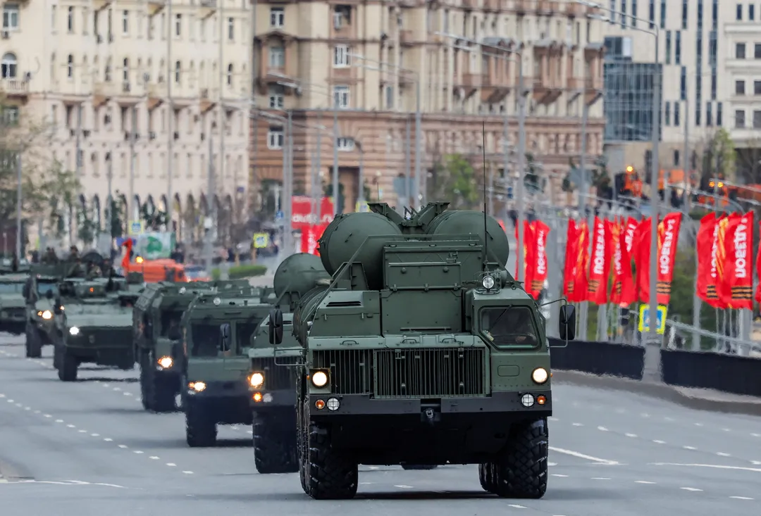 Russia: il sistema di difesa aerea S-300 dell’Iran opera efficacemente