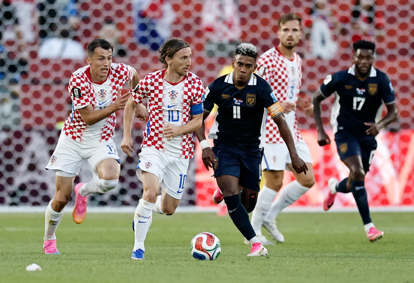 Kroacia mposht Panamanë 1-0 dhe mban gjallë shpresat për kualifikim