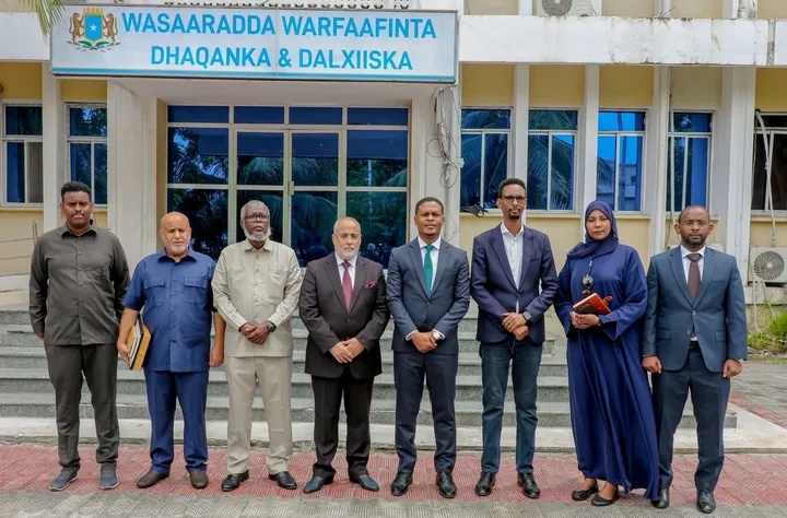 Wasiirka Warfaafinta oo Qaabilay Ku-simaha Safiirka Liibiya ee Soomaaliya