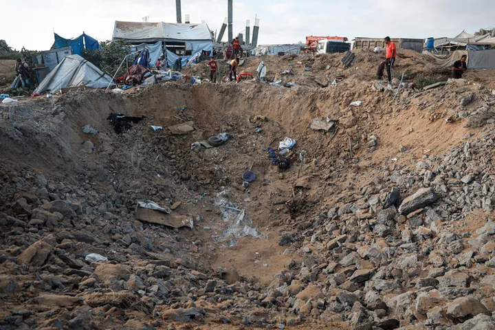 Gaza, sulmi izraelit vret një fëmijë palestinez në tendat e të zhvendosurve