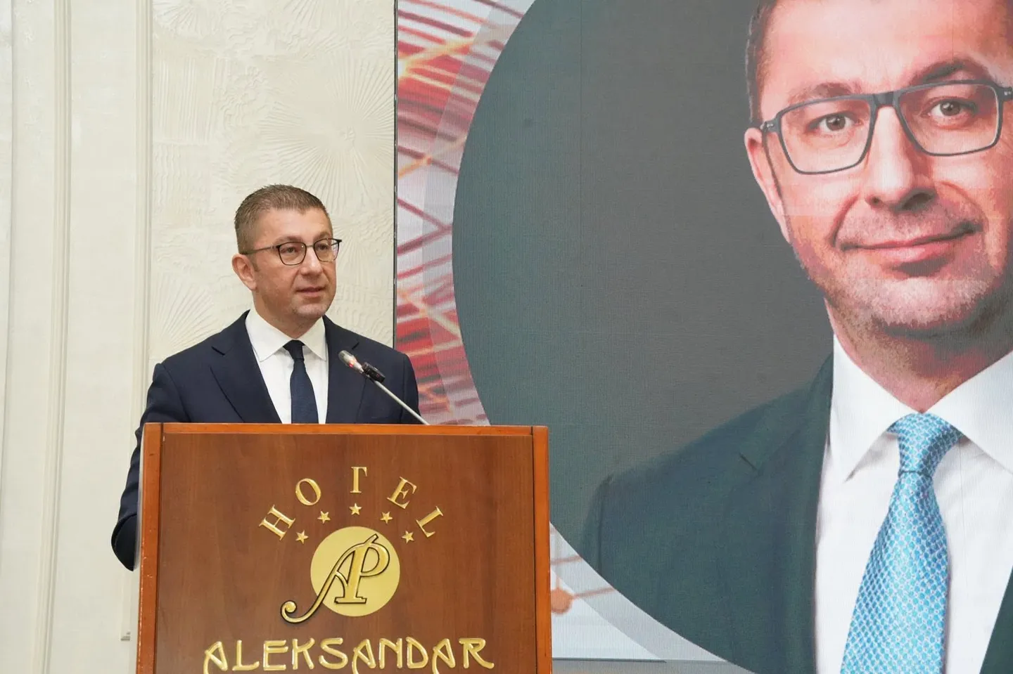 Мицкоски: Со Везилка пристап до европската инфраструктура за вештачка интелигенција