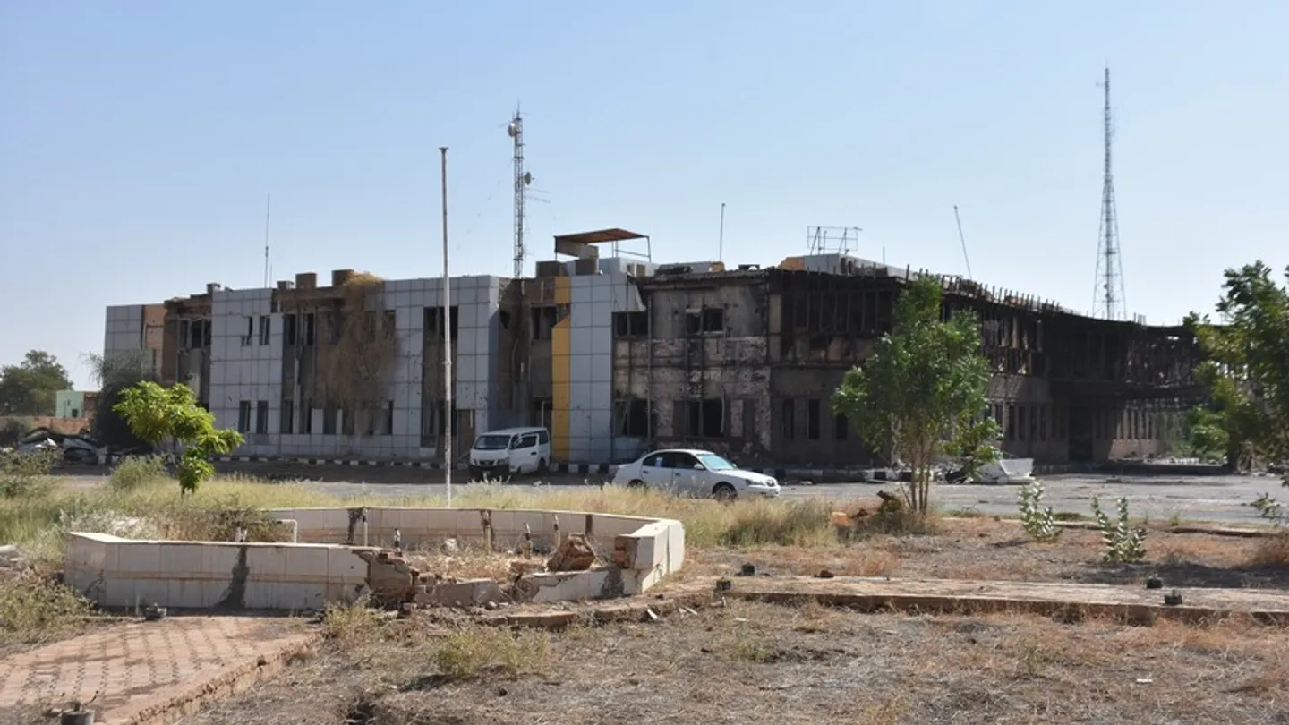 2 Qof oo ku Dhintay Weerar Drones ah oo RSF ku Qaadday Hoy ay Deganaayeen Barakacayaal