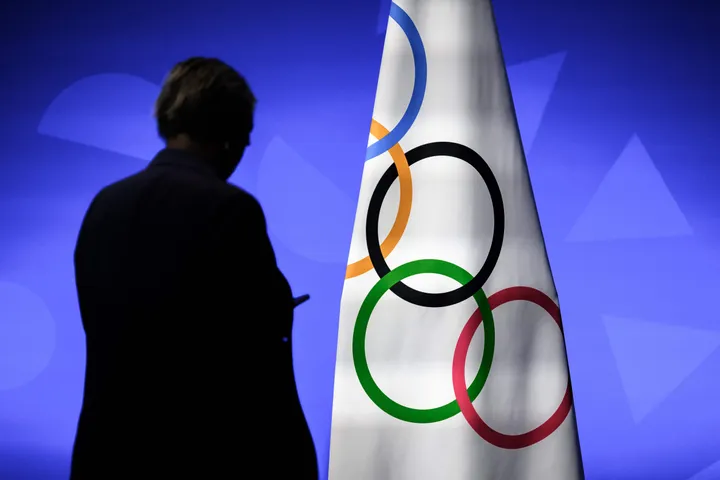 Nine EU nations urge funding cuts for IOC, sports bodies over Russian readmissions