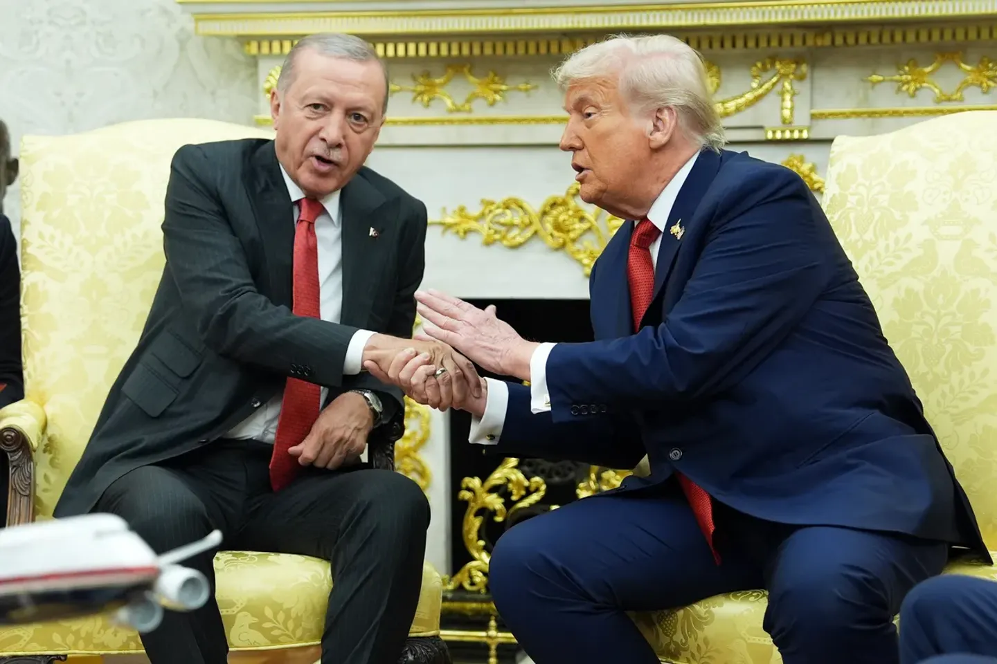 Trump dice que Erdogan es la razón por la que asistirá a la cumbre de la OTAN en Türkiye