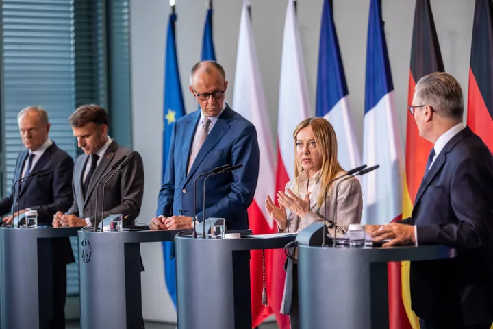 E5-Spitzentreffen im Kanzleramt – Merz will NATO-Gipfel zu Erfolg machen