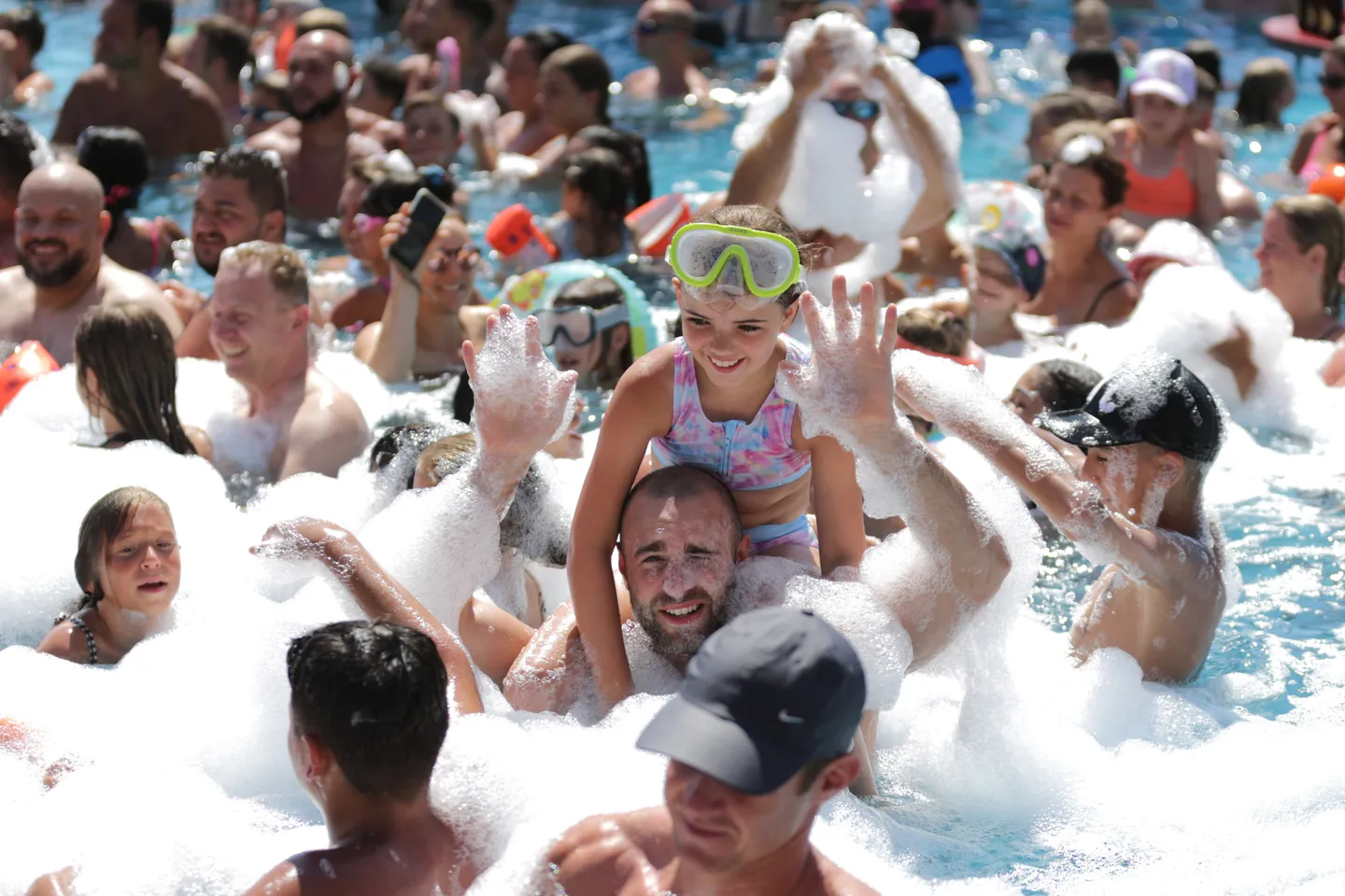 TUI: Gespaltene Nachfrage im Reisesommer – Antalya auf Spitzenposition