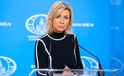 Захарова пообещала «последствия» за запрет российского флага в Румынии