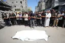 Армия Израиля ударила беспилотником по палаткам беженцев в Хан-Юнусе