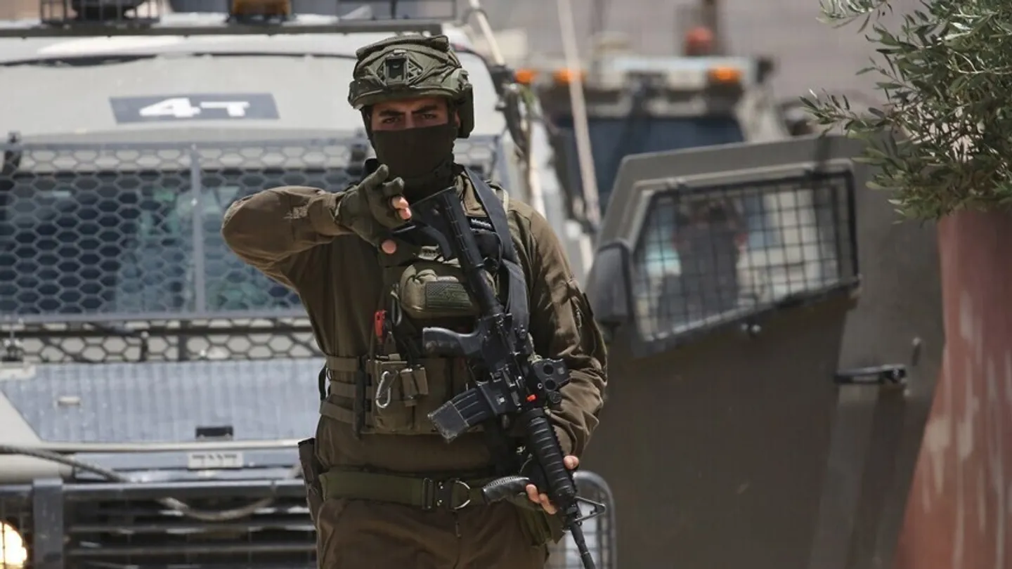 Forcat izraelite bastisin universitetin palestinez dhe sulmojnë sigurimin në Bregun Perëndimor