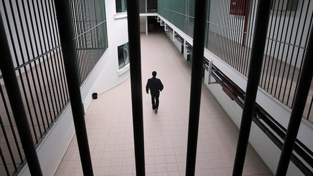 Komisioni zviceran  Mbipopullimi i burgjeve shkel të drejtat e të burgosurve