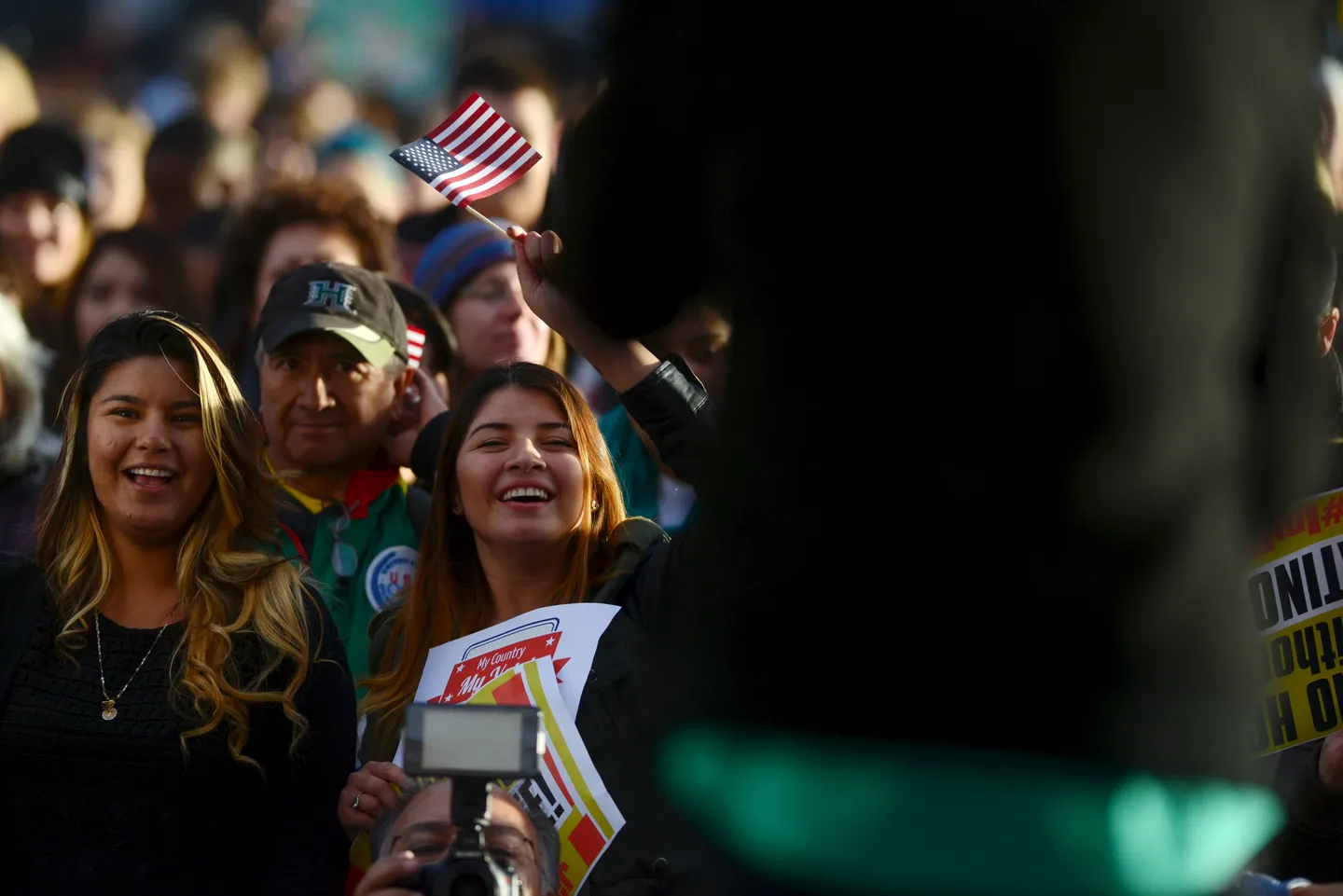 ¿Puede distanciarse el voto latino de Trump en las elecciones intermedias en EE.UU.? ¿Qué ocurre?
