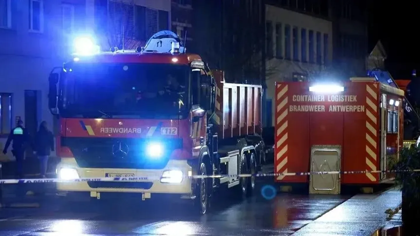 Belgjikë, disa viktima dhe të plagosur nga zjarri në një ndërtesë 10-katëshe