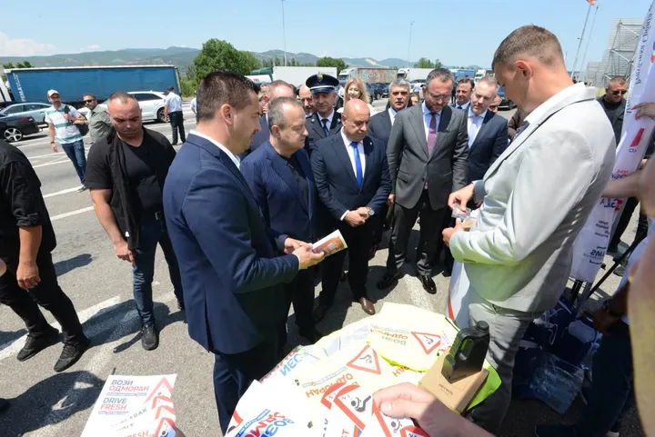 Toshkovski-Daçiq nisin fushatë në kufirin Maqedoni e Veriut-Serbi kundër aksidenteve rrugore