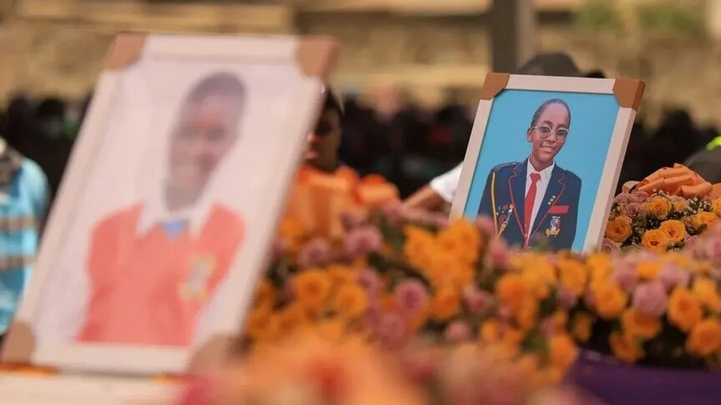 Maxkamad 8 Arday oo Gabdho ah Ku Soo Oogtay Eedeymo Dil ah Kadib Dab Qabsaday Hooy Dugsi: Kenya