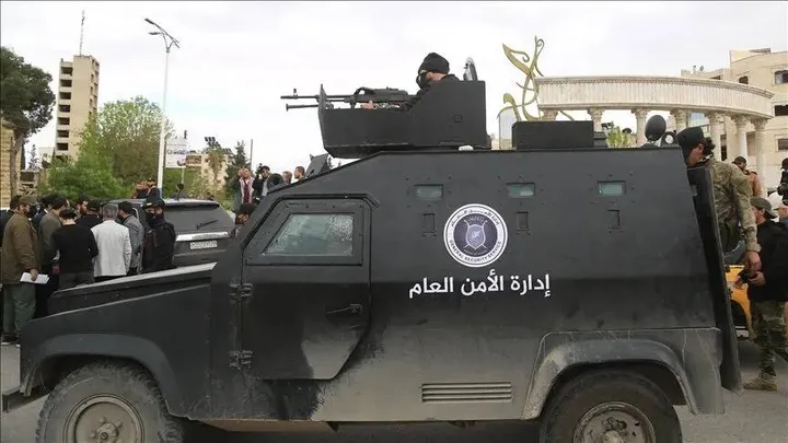 سوريا.. مقتل مسلح وإصابة 3 عناصر أمن بهجوم على حاجز في جرمانا بريف دمشق