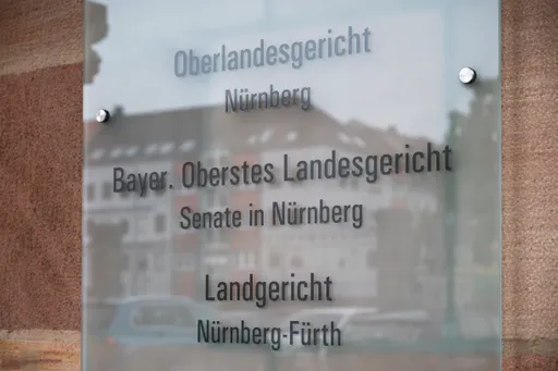 Kind missbraucht und zu Selbstverletzungen aufgefordert: Haftstrafe in Nürnberg