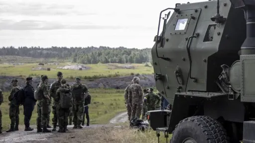 Finlanda do të blejë sisteme të avancuara të mbrojtjes ajrore nga Suedia