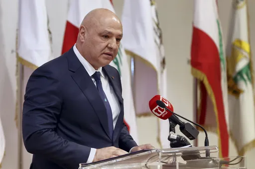 الرئيس اللبناني يتسلّم تقريراً يوثق الانتهاكات الإسرائيلية خلال الحرب على لبنان