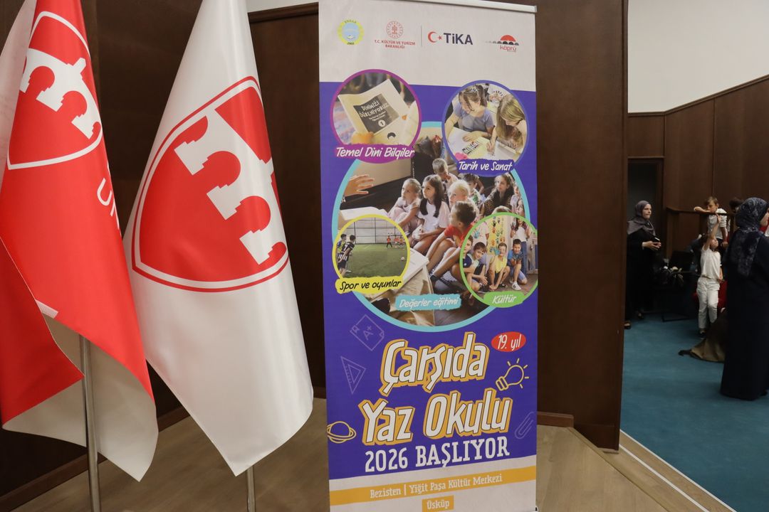 Shkup  Ndahen certifikatat e shkollës verore të organizuar me mbështetjen e TIKA s
