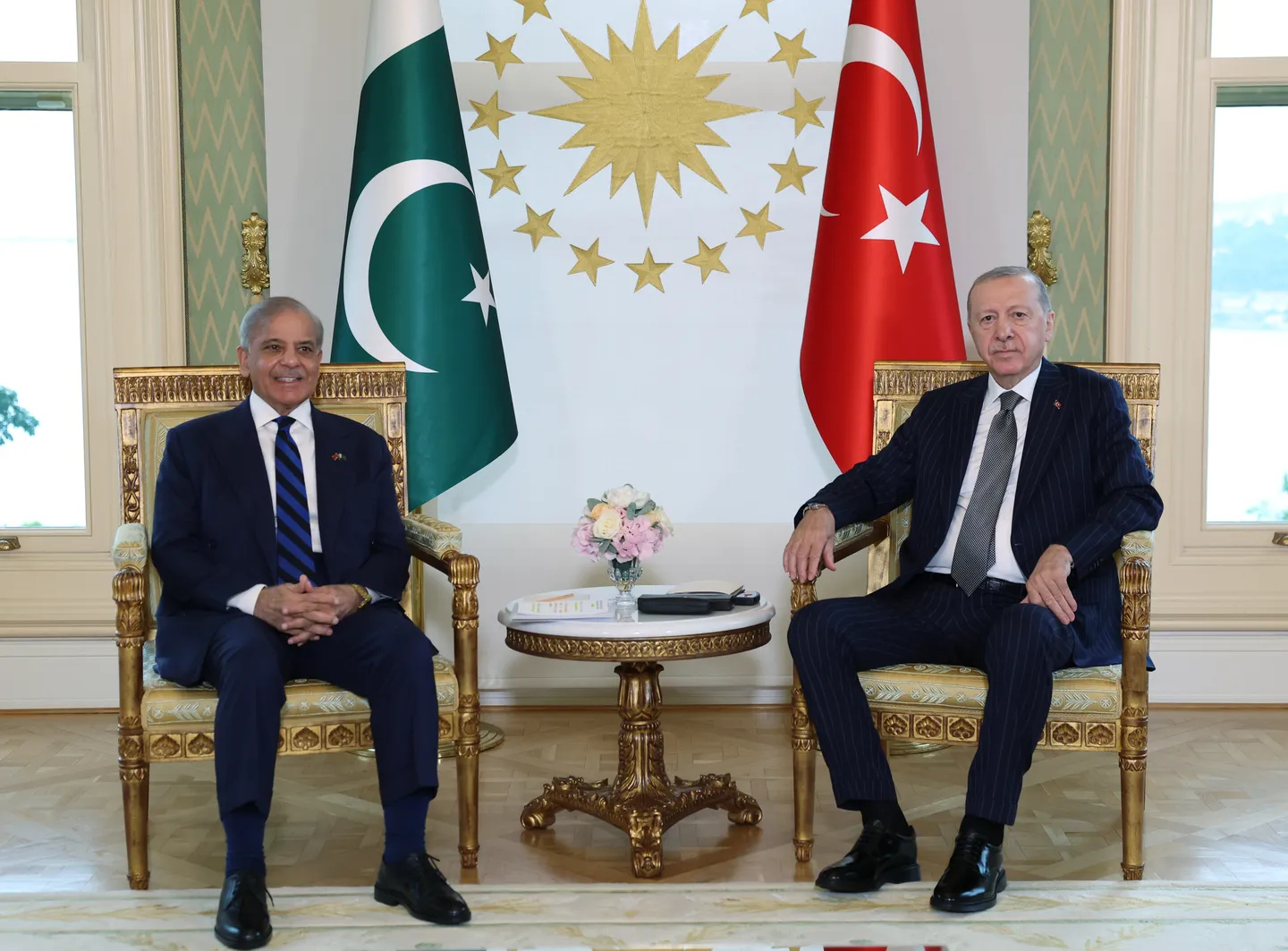 Presidenti Erdoğan priti sot kryeministrin e Pakistanit, Shehbaz Sharif, në Istanbul