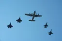 Israël: 10 avions ravitailleurs américains supplémentaires attendus à l’aéroport Ben-Gourion