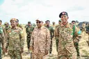 Taliyaha Ciidanka Xoogga Dalka iyo Wasiirka Gaashaandhigga oo Booqday Ciidamada Ku sugan Jiidda Hore