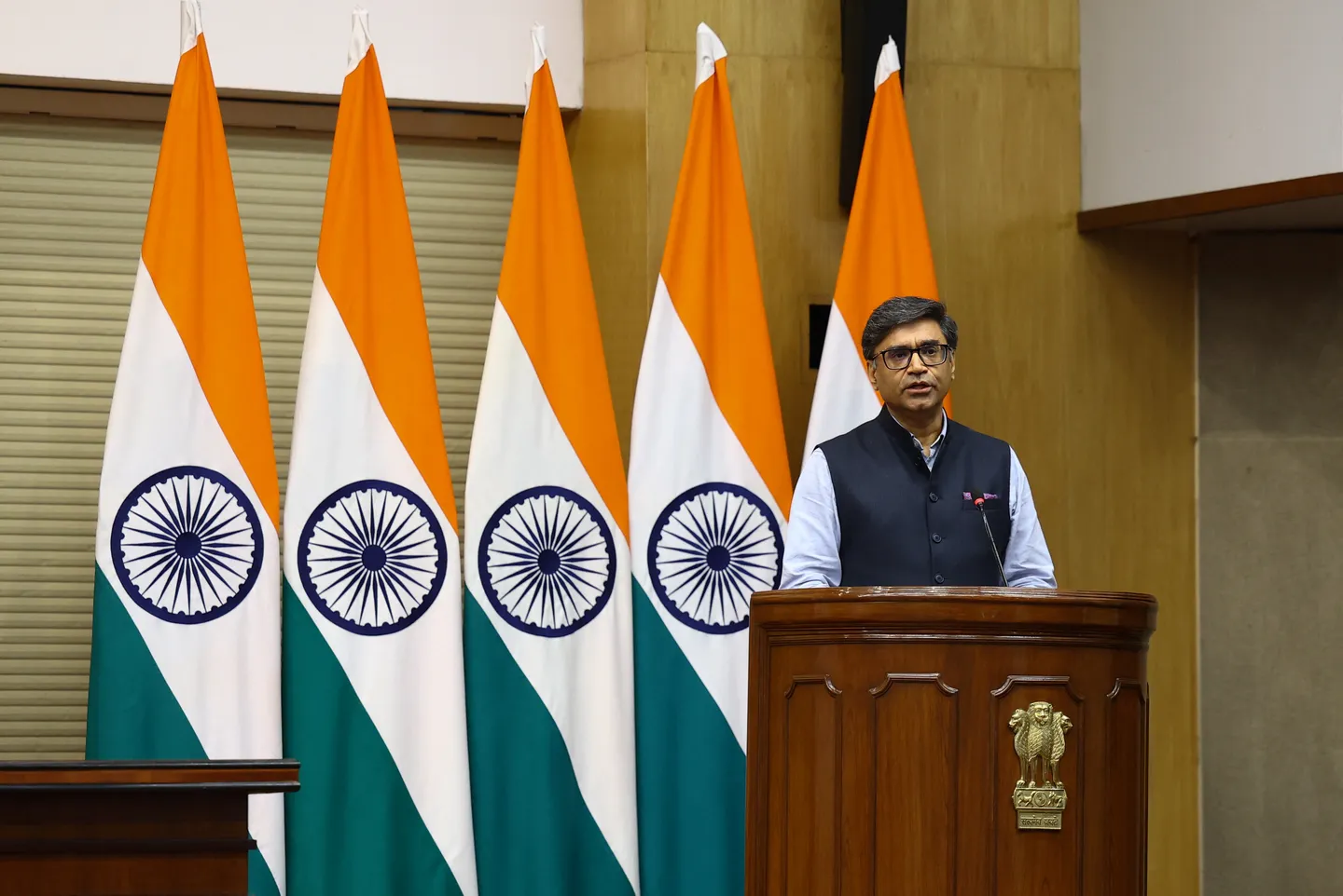 विदेश नीति से जुड़े दावे करने वाले इंस्टाग्राम अकाउंट्स से सावधान रहें: विदेश मंत्रालय