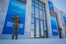 Чего ждать от саммита НАТО в Турции?