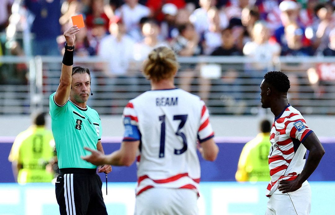 FIFA anuloi pezullimin e Balogunit  Belgjika në shok