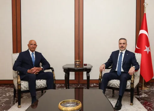 Ministri i Jashtëm turk takohet në Ankara me ambasadorin e ShBA-së