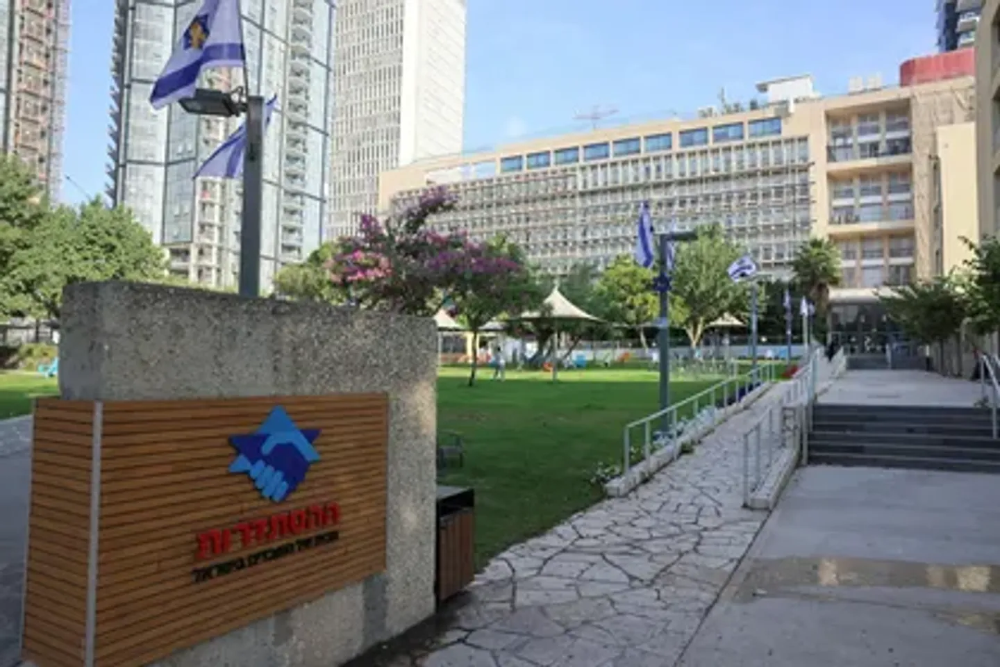 תפיסת ענק של מיליונים: החקירה סביב השחיתות הממוסדת באיגוד העובדים הישראלי והתאגידים מתרחבת