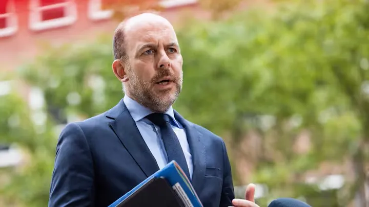 Minister roept tien gemeenten ter verantwoording vanwege tekort aan asielopvang