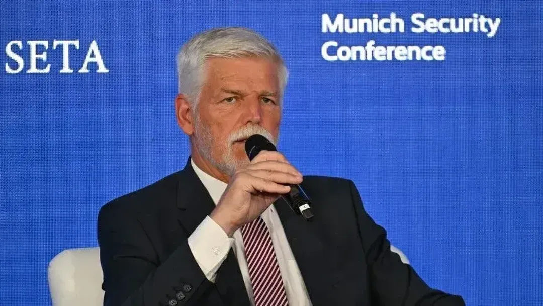 Presidenti çek  Vendet evropiane anëtare të NATO s duhet ta rifokusojnë mbrojtjen e tyre