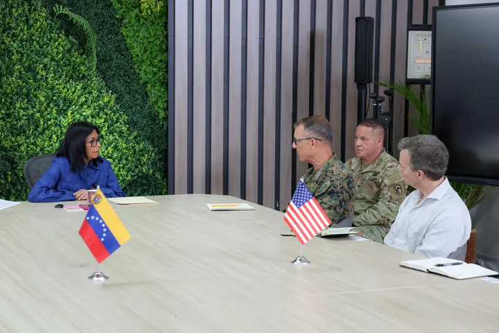 EE.UU. estrecha la cooperación con Venezuela mientras las familias siguen buscando desaparecidos
