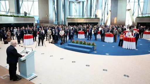 Shefi i mbrojtjes turke pret homologët e NATO-s në selinë ushtarake të gjeneratës së ardhshme