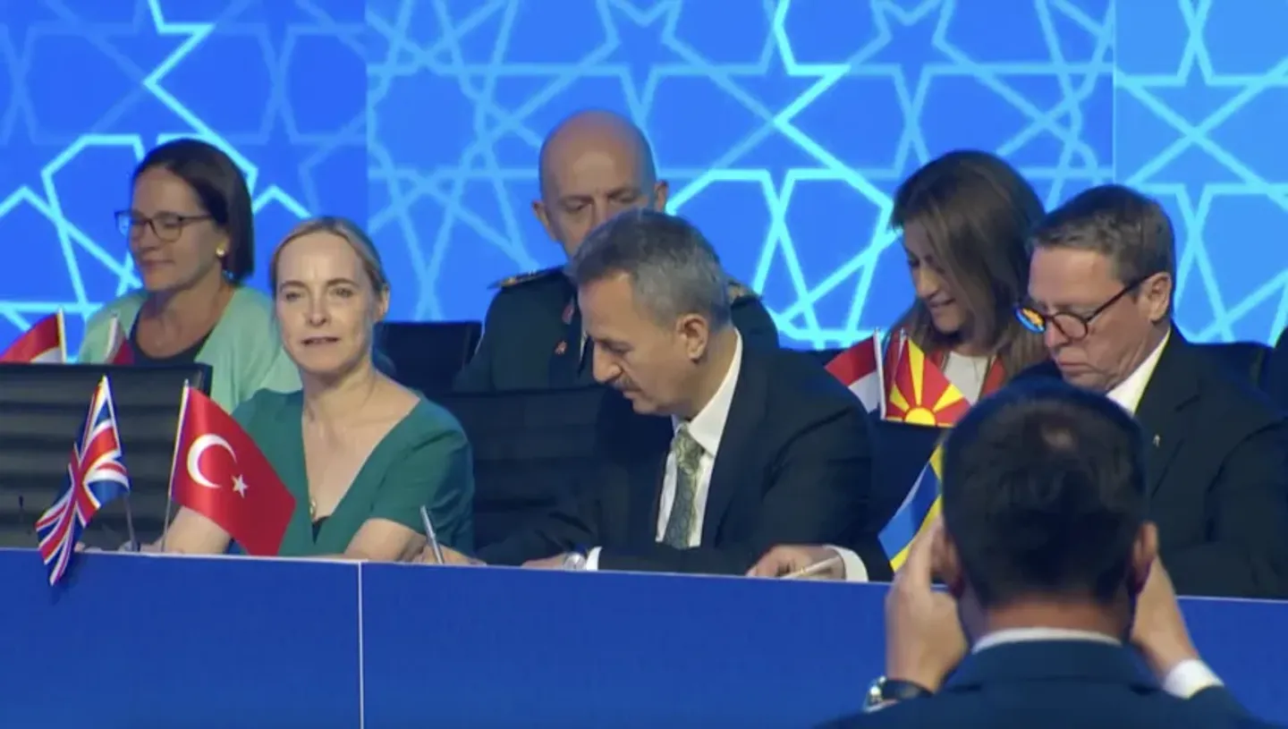 Türkiye nënshkruan marrëveshje në Samitin e NATO-s në 5 fusha të aftësive strategjike