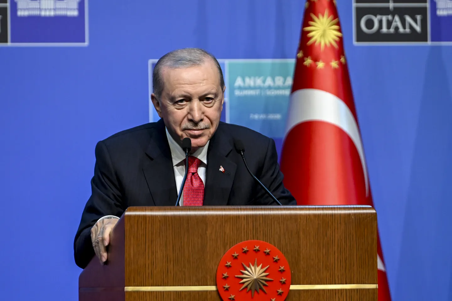 Erdogan dit que le sommet de l'OTAN s'est achevé "avec succès" et met en avant la défense d’Ankara