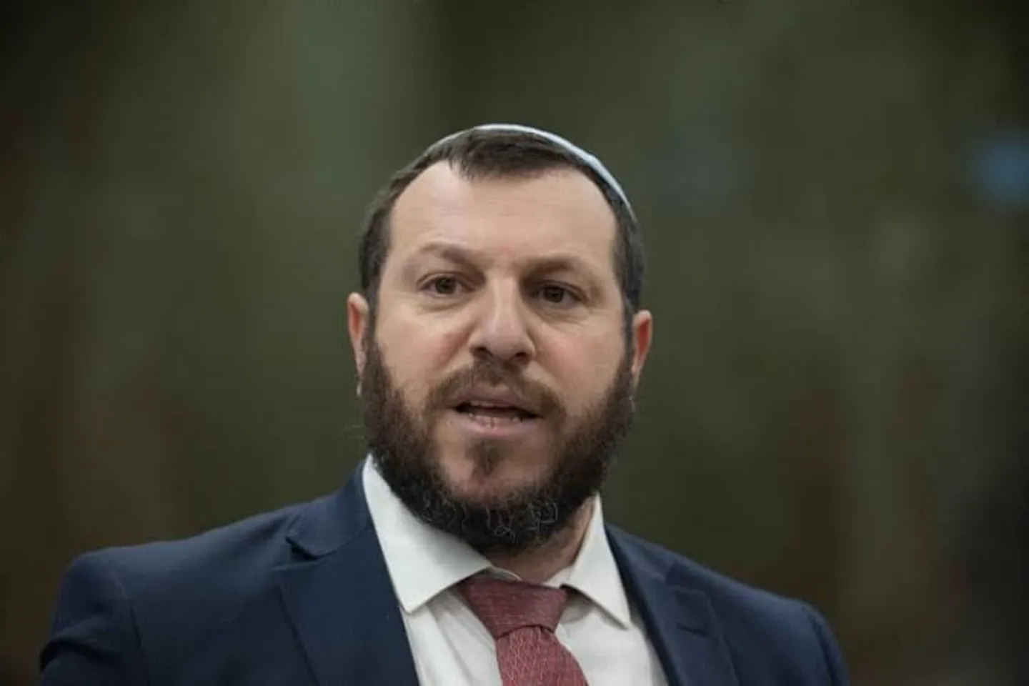 האשמות הדדיות בישראל: שר בממשלה מאשים מפקד לשעבר במותם של האסירים בעזה